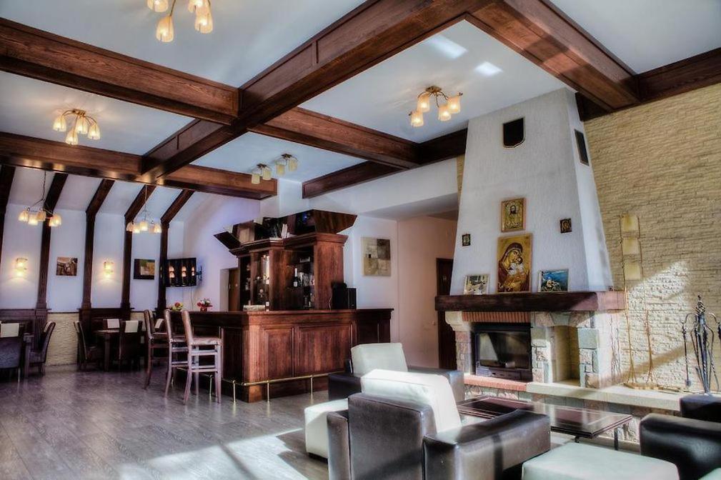 Vila Pinul Si Mesteacanul بويانا براسوف المظهر الخارجي الصورة